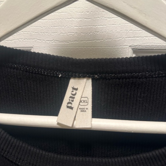 Pact Black Short Sleeve Top - Picture 2 of 3